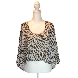 MATERIAL GIRL  Fun & Vibrant Print Crop Top Size XS